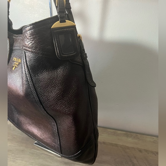 Prada Vitello Hobo bag large tote Deerskin leather dark cherry red gold logo - Picture 4 of 14